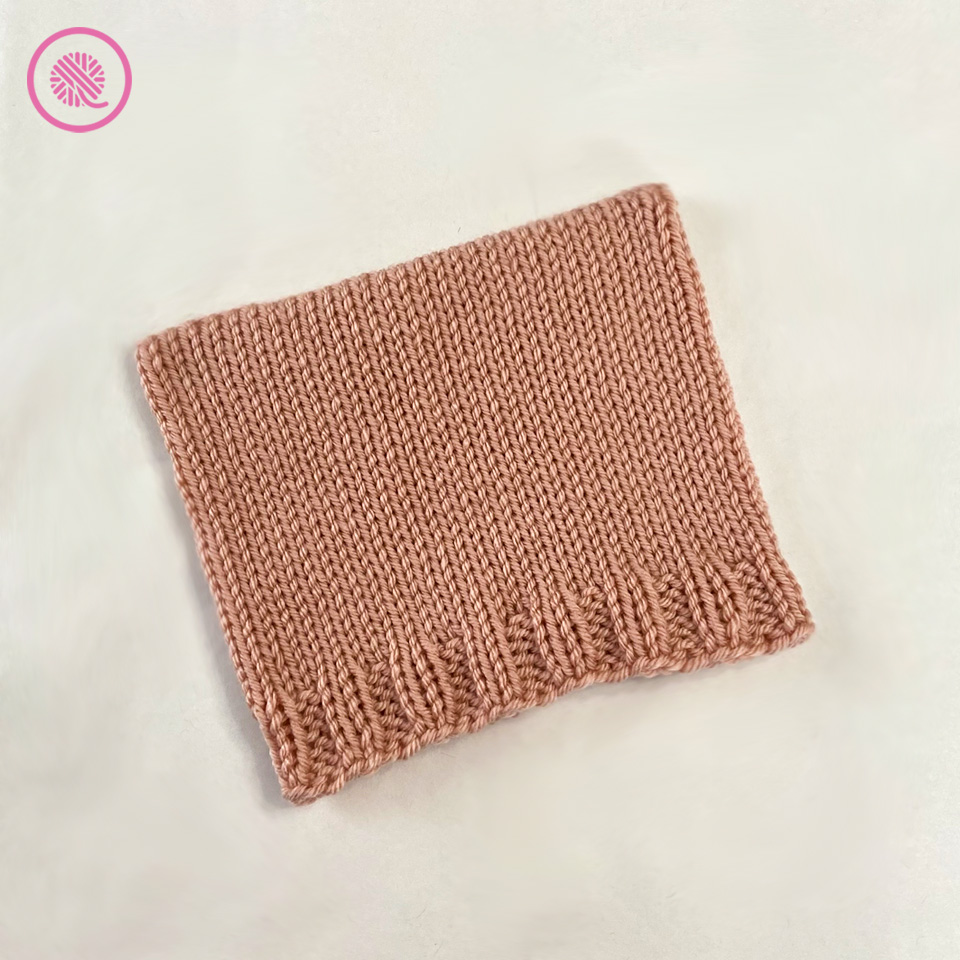 loom knit envelope hat 3