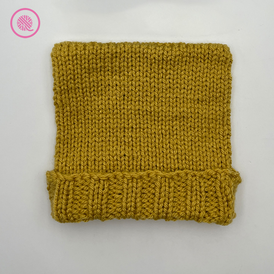 loom knit envelope hat 2