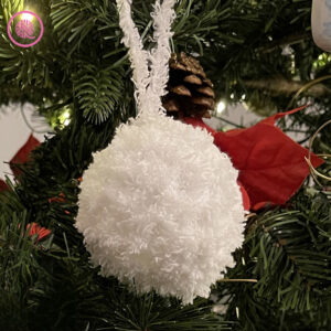 easiest loom knit ornament white